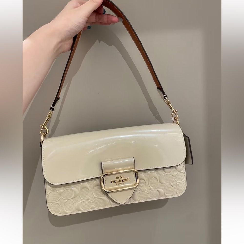 NWT！COACH MORGAN SHOULDER BAG IN SIGNATURE LEATHER (COACH CT856) GOLD/CHALK